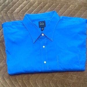 Long sleeve men’s dress shirt